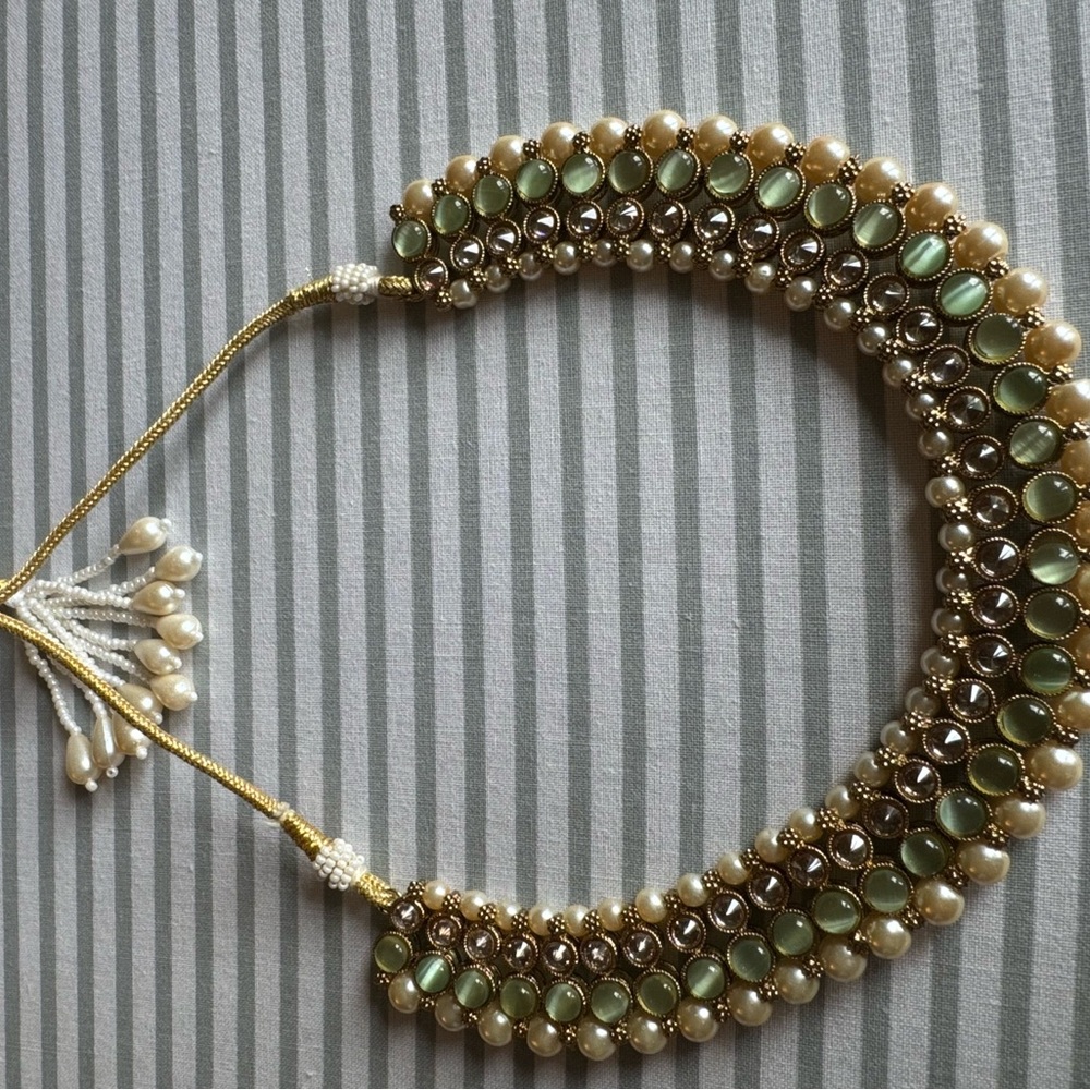 Elegant Gold and Green Beaded Necklace